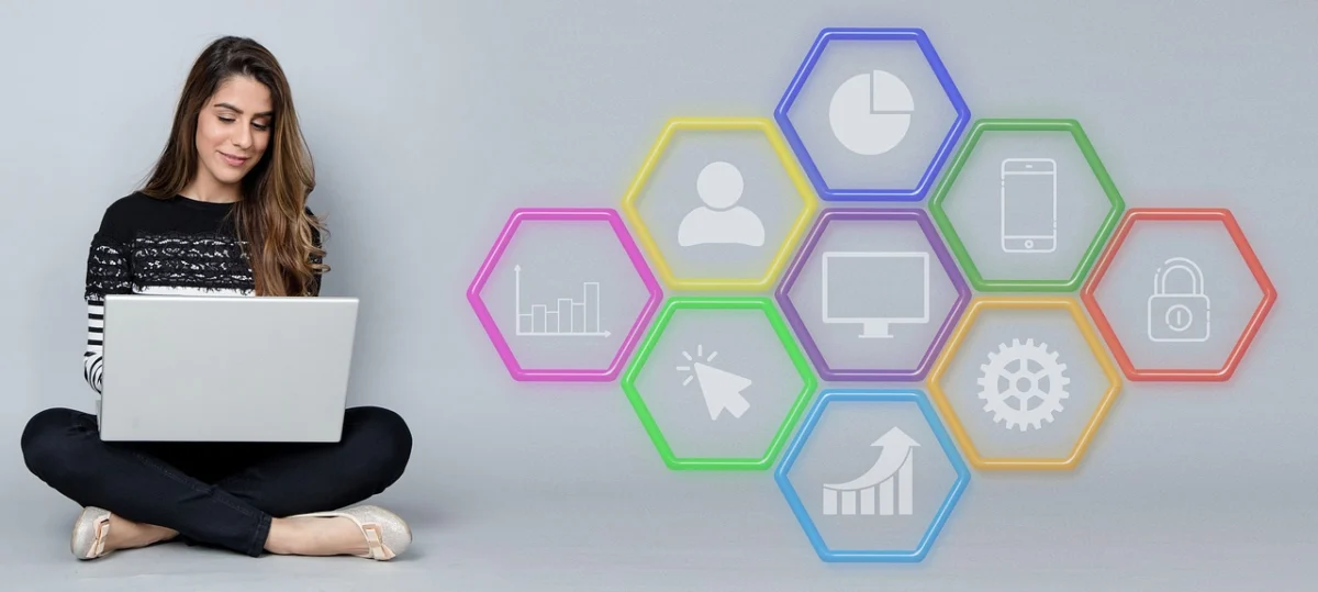 Entrepreneur comparing SEO services and packages using agency ratings platform